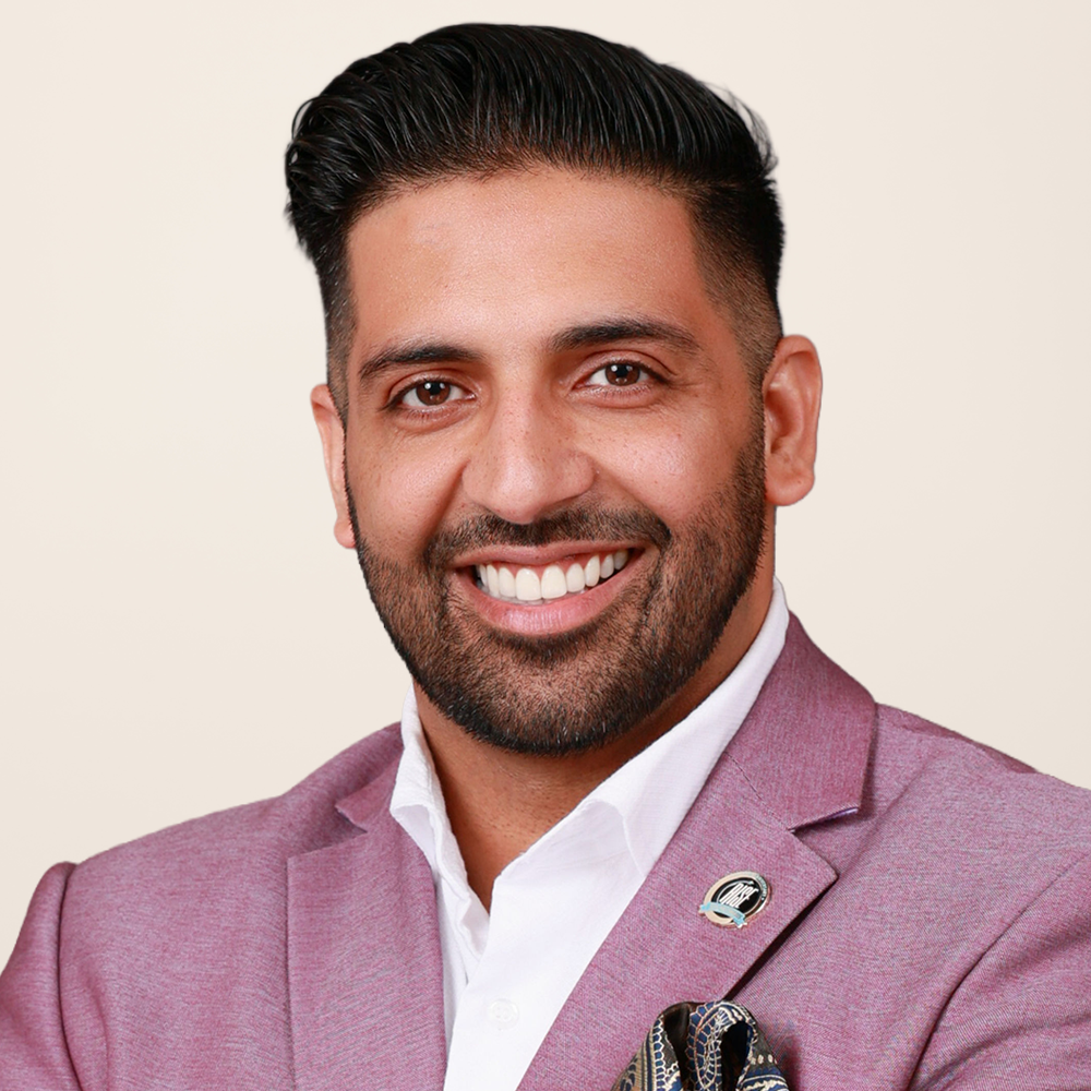 Awais Farooq, CPCU, AIC, AIC-M, LPCS